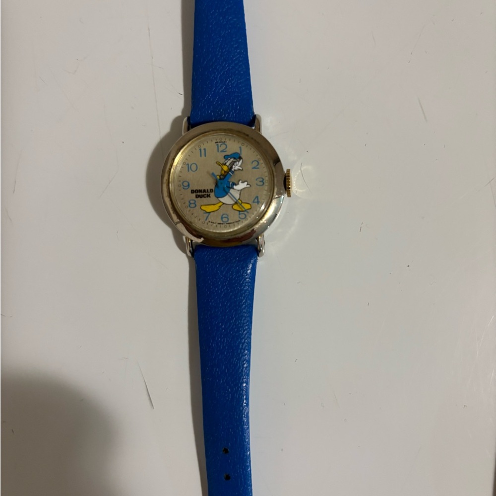 Donald Duck Blue and Gold Smartwatch BRADLEY WindUp watch . Vintage - Picture 2 of 5